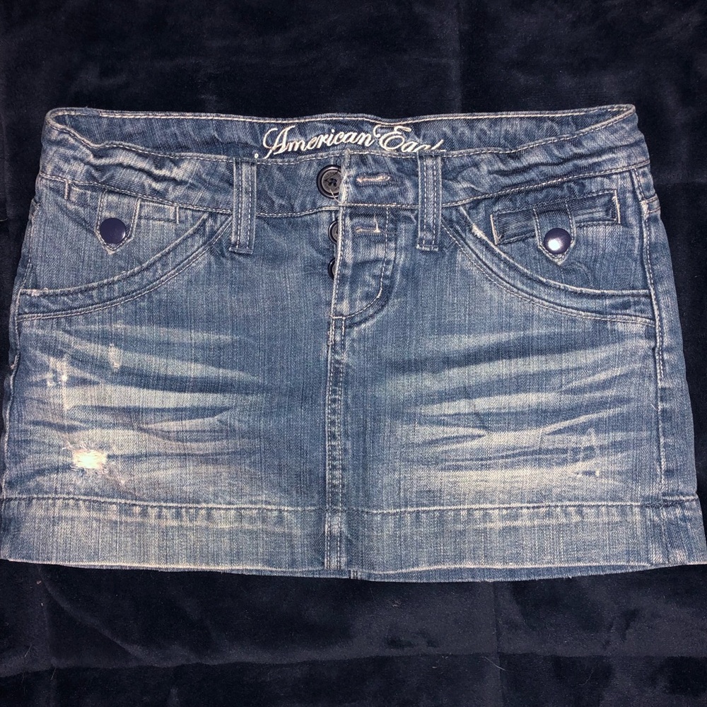 Cute denim skirt